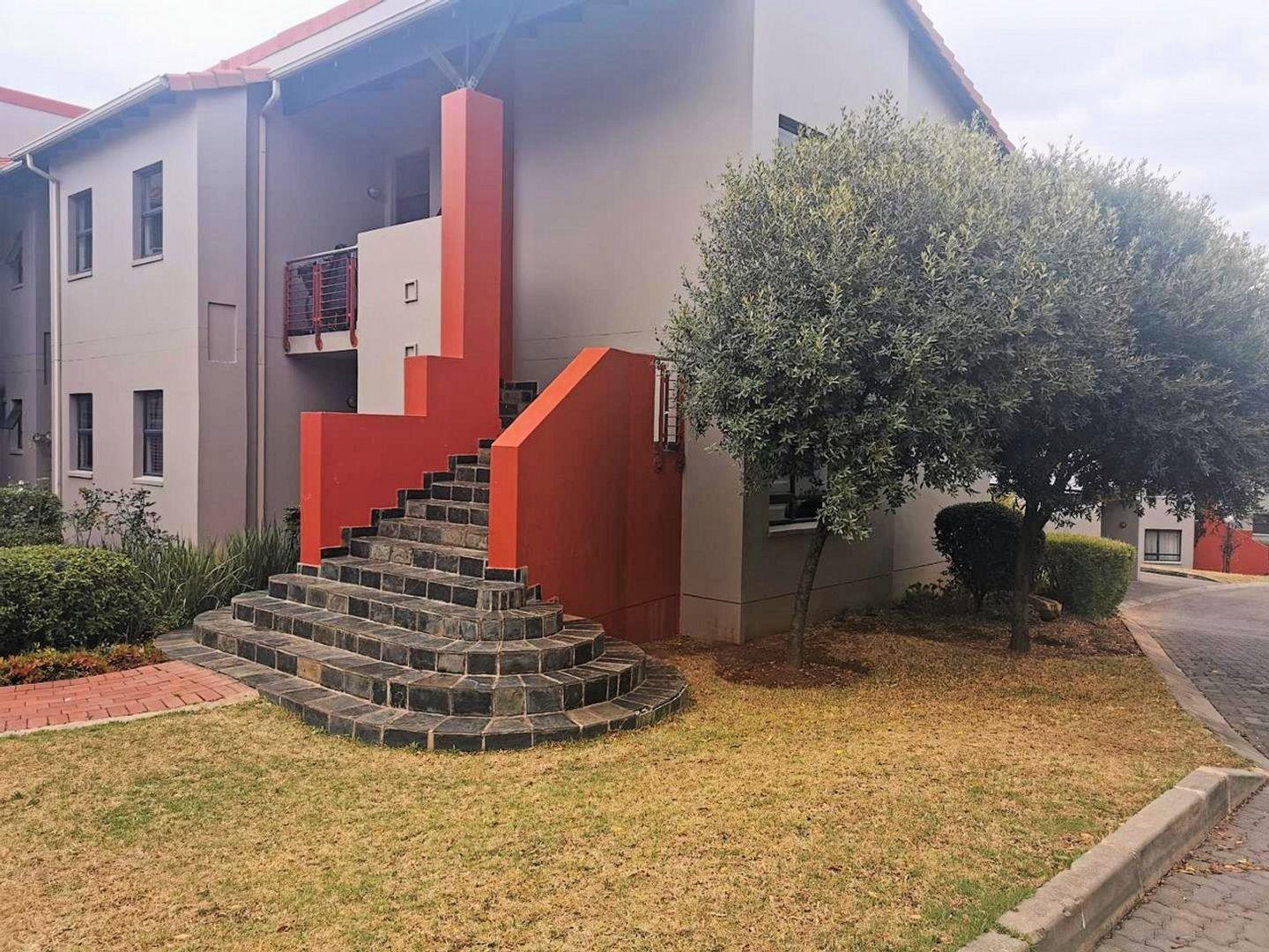 2 Bedroom Apartment / flat to rent in Jackal Creek Golf Estate P24114695613