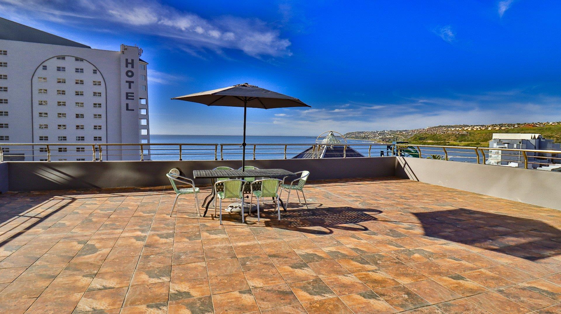 2 Bedroom Apartment / flat for sale in Diaz Beach Vista Bonita, 26 Beach Boulevard East P24