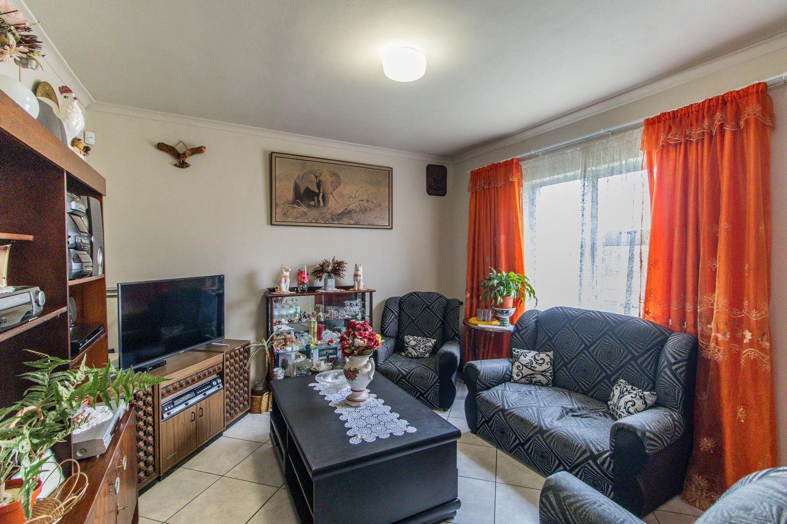 Broadlands Village Property Property and houses for sale in