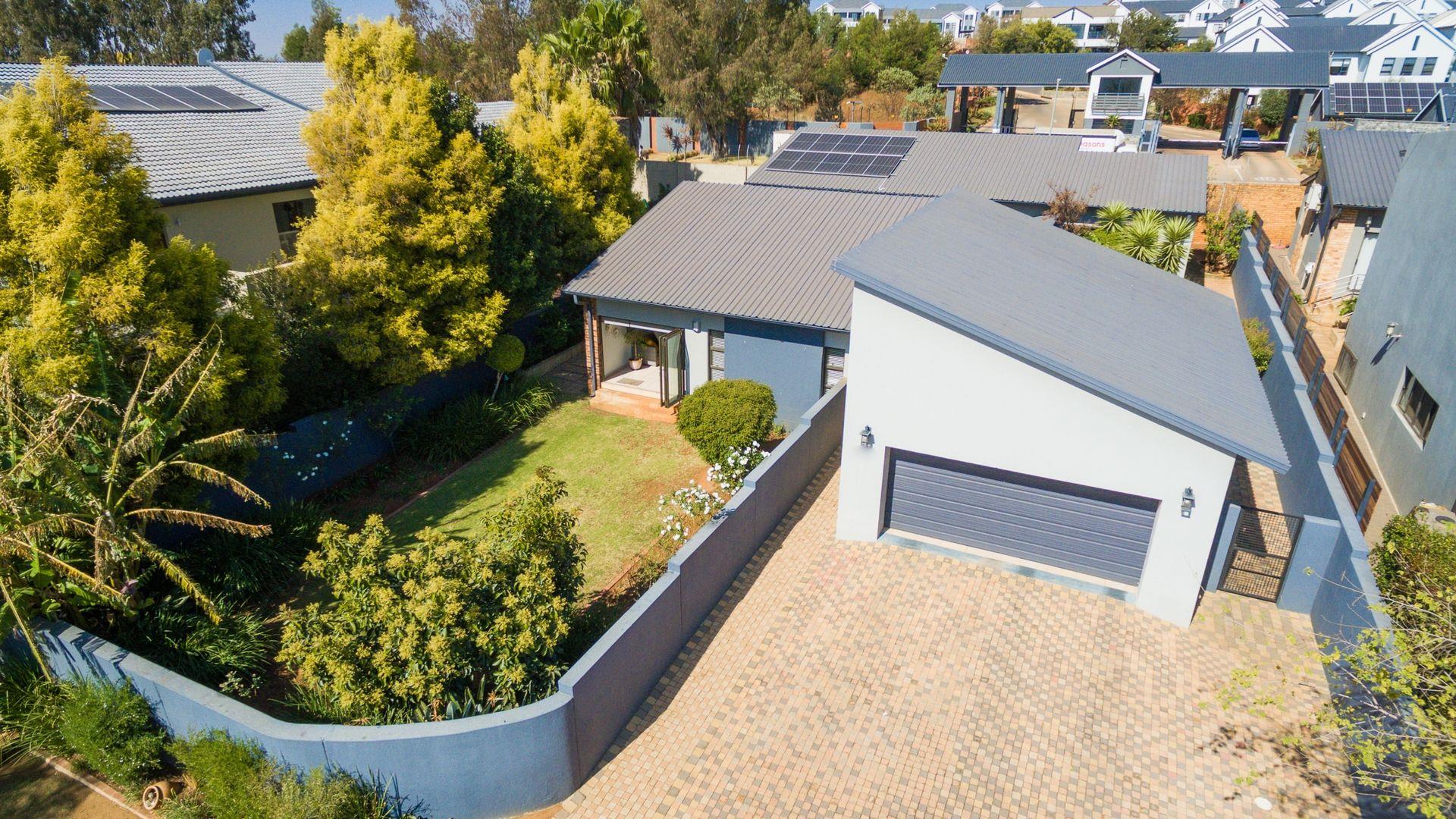 4 Bedroom House for sale in Pinehaven 153 Mountainside Street P24