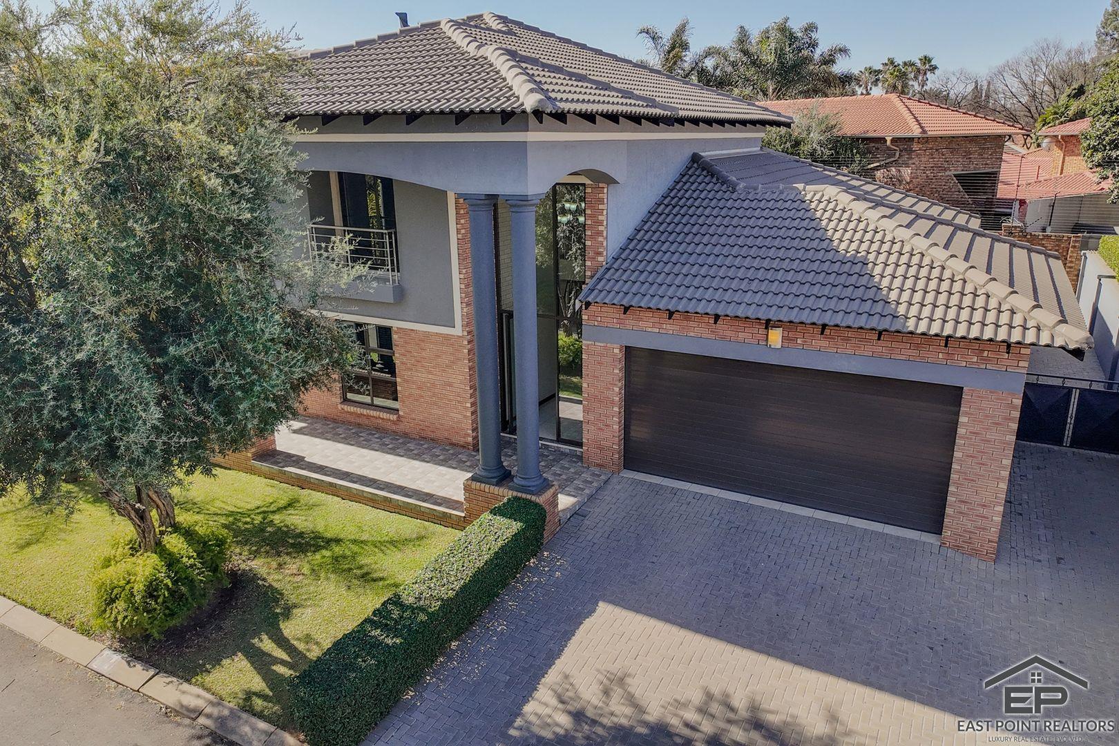 4 Bedroom Townhouse for sale in Sunward Park 11 Ville D Fleur, 3680