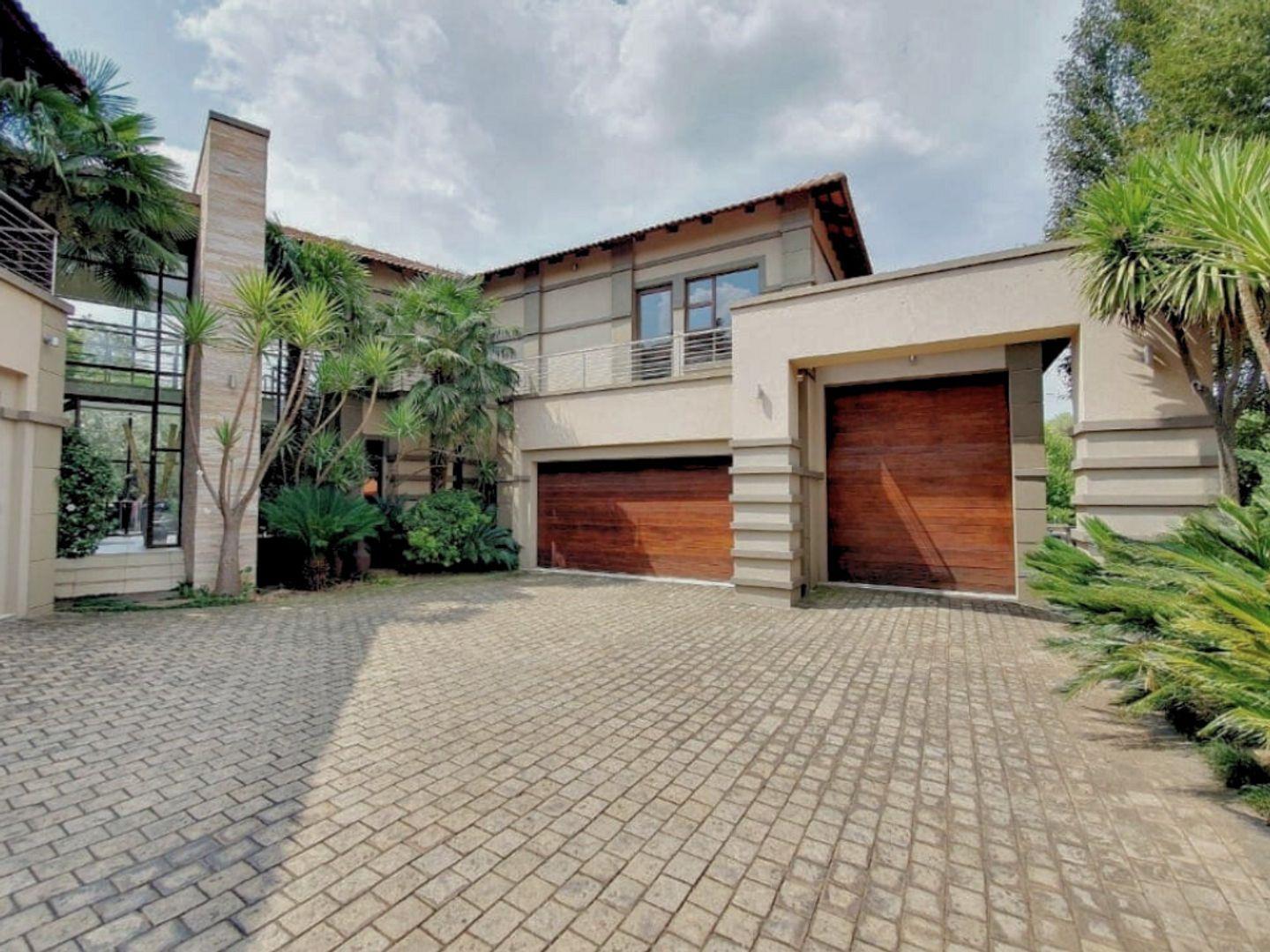 4 Bedroom House for sale in Emfuleni Golf Estate P24114697141