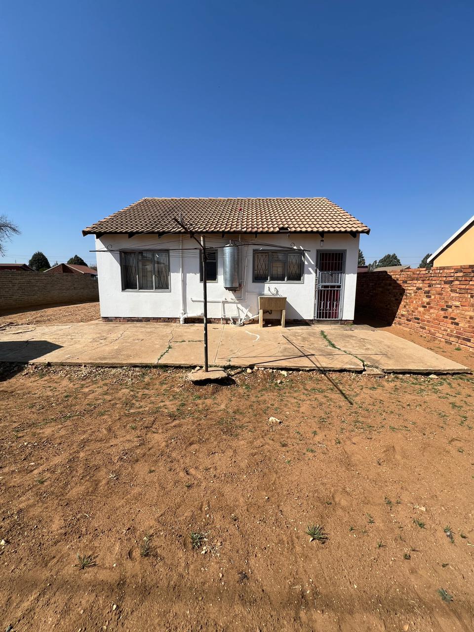 2 Bedroom House to rent in Mmabatho Unit 8 P24114697305