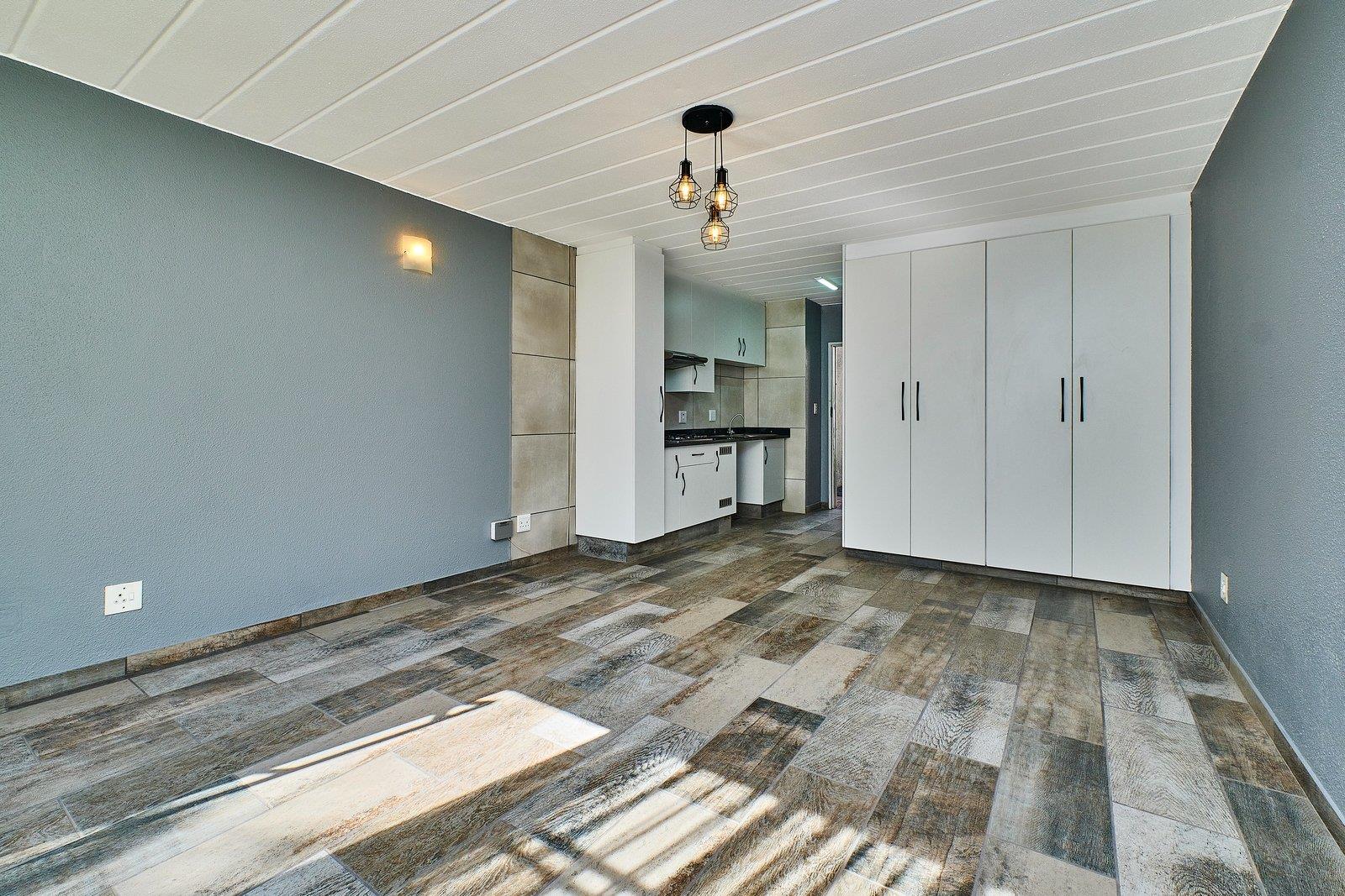 1 Bedroom Apartment / flat to rent in Melville 102 Melvile Estate, 16