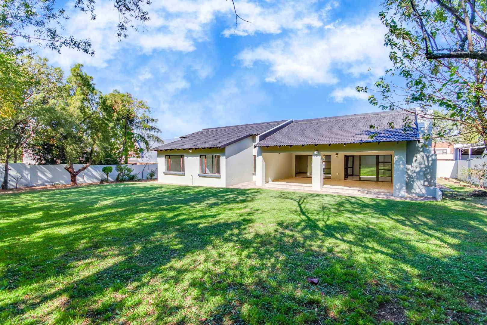 4 Bedroom House for sale in Kyalami Estate P24114406269