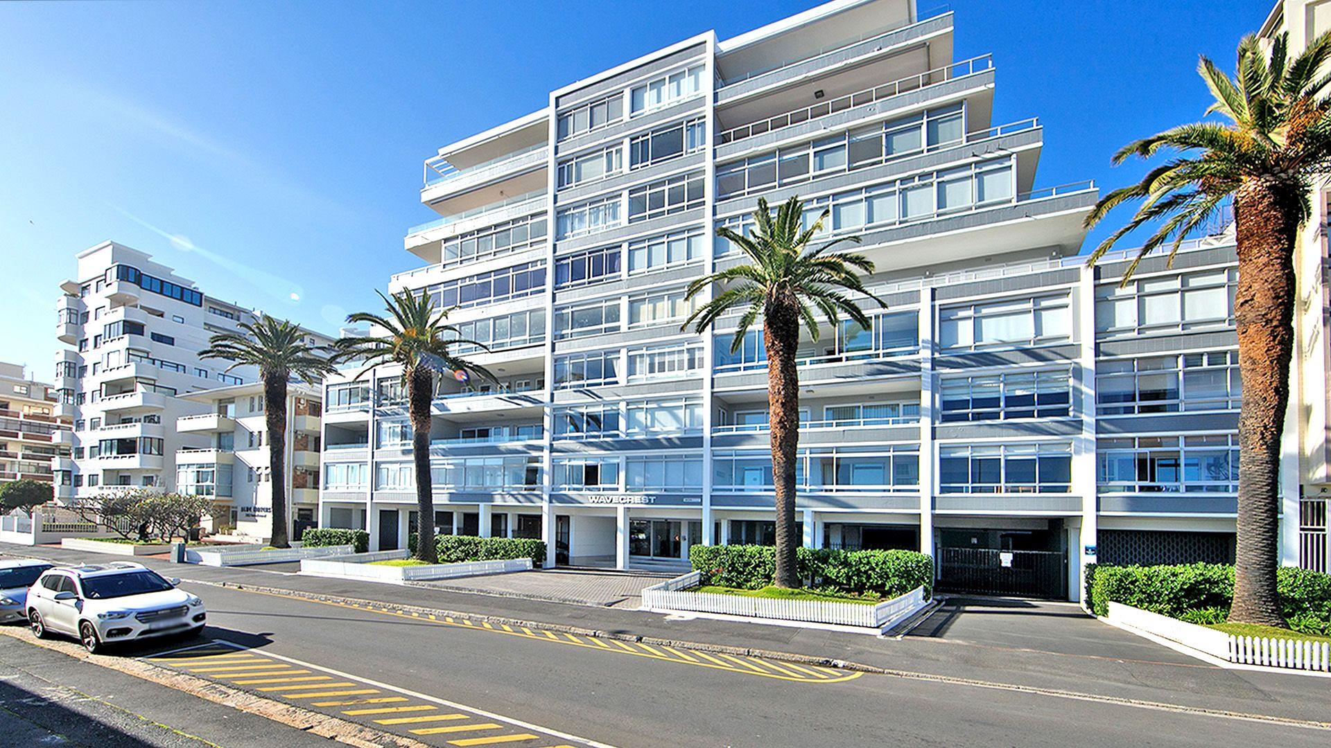 3 Bedroom Apartment / flat for sale in Sea Point 608 Wavecrest, 305