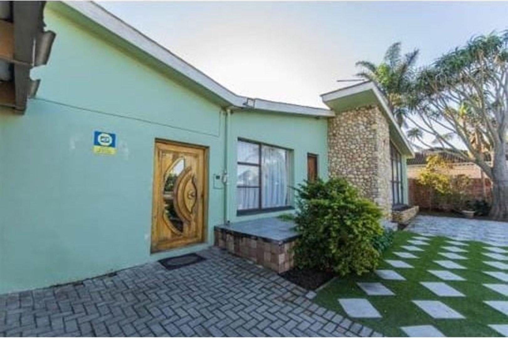 Bluewater Bay, Port Elizabeth Property Houses for sale in Bluewater