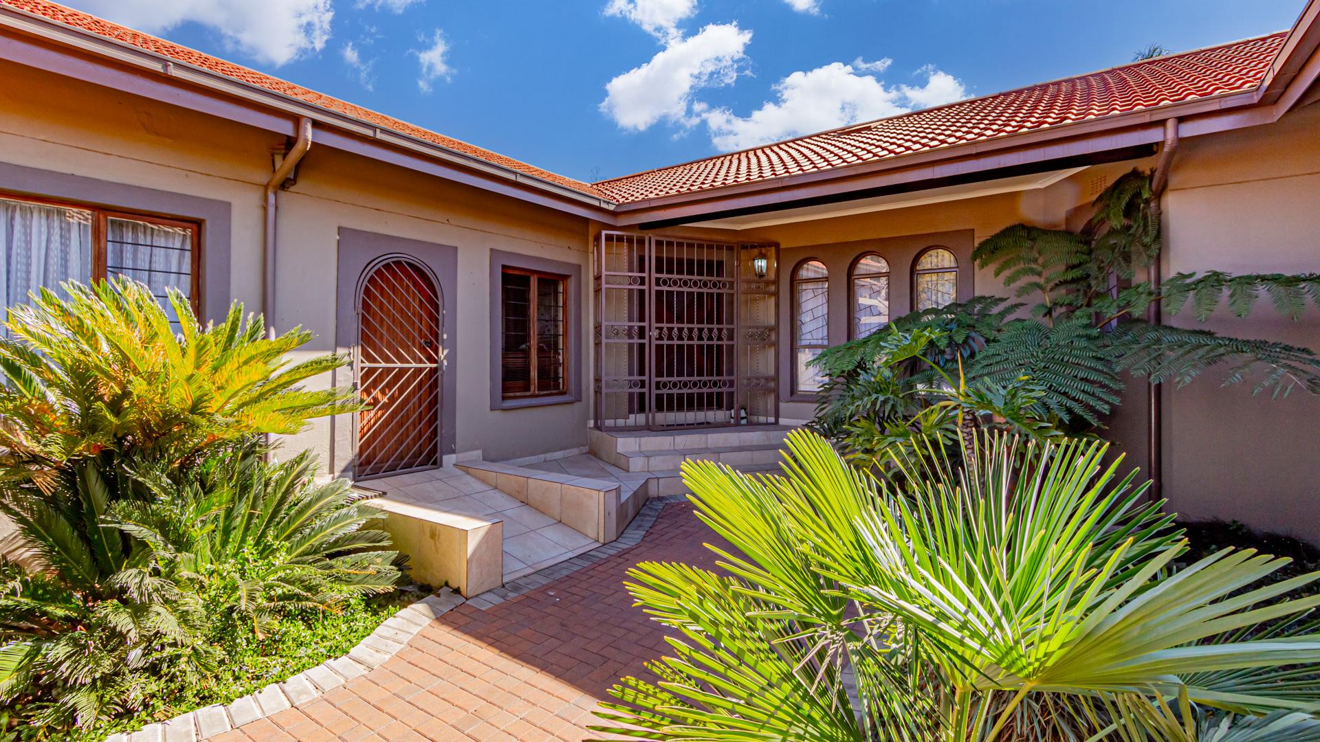 Van Riebeeck Park, Kempton Park Property Property and houses for sale