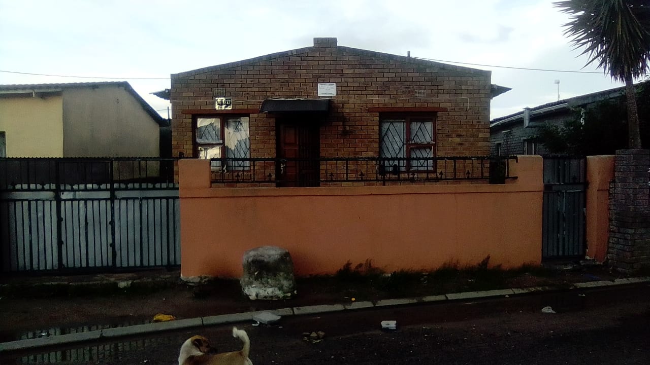 3 Bedroom House for sale in Crossroads Contact Agent For Street
