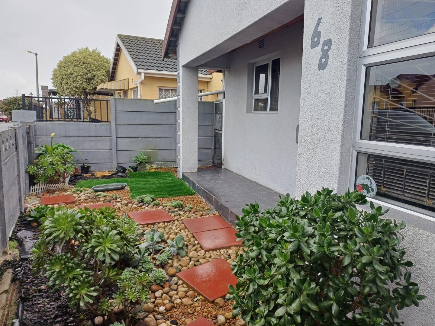 2 Bedroom House for sale in Highbury P24114709422