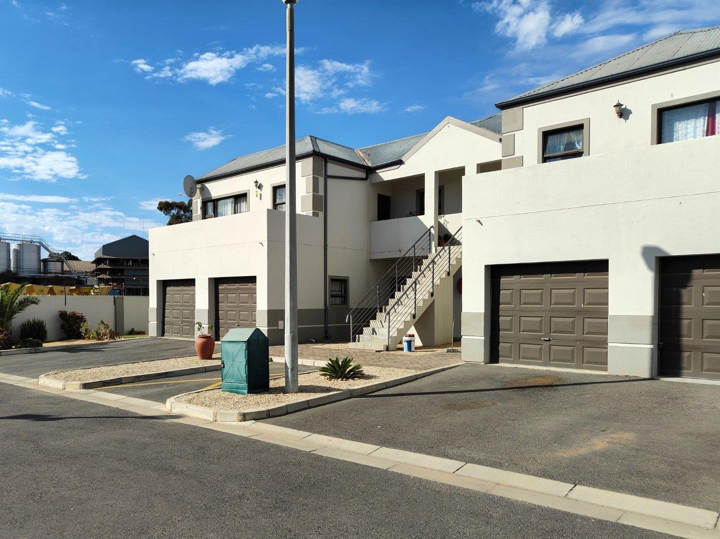 Apartments / flats to rent in Moorreesburg Moorreesburg Property