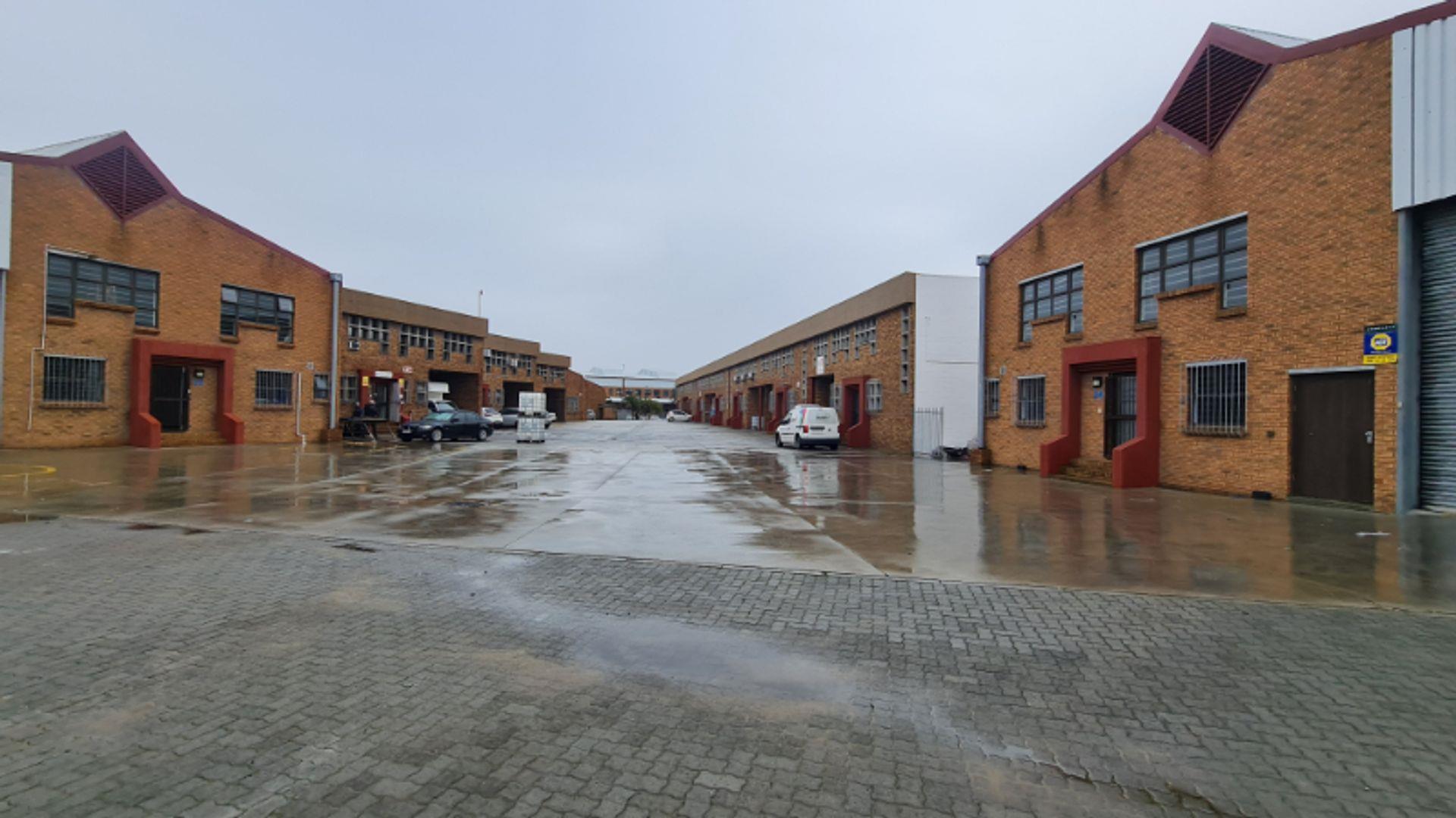 Montague Gardens Property Property and houses to rent in Montague