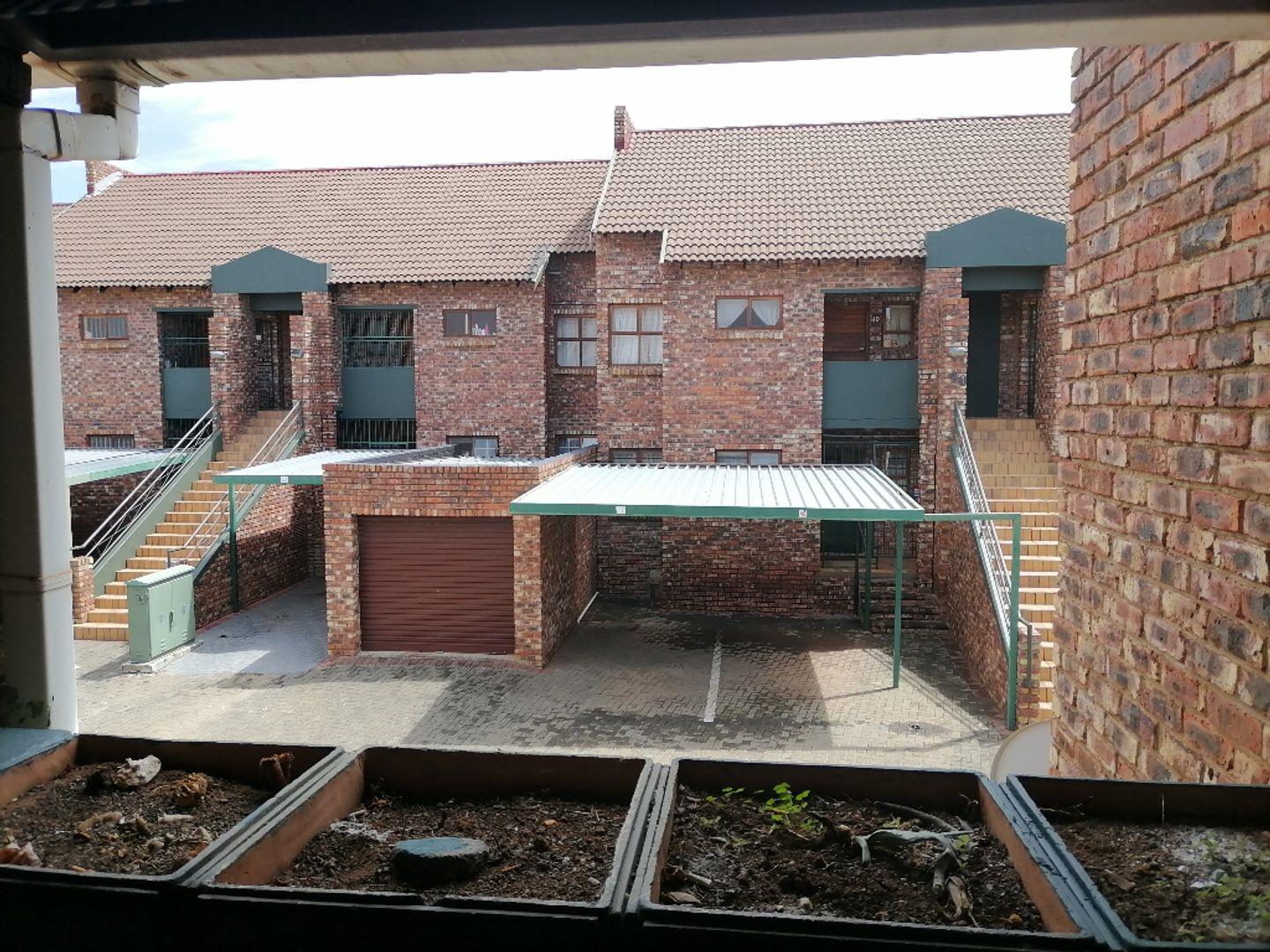 3 Bedroom Apartment / flat to rent in Langenhovenpark 20 Spitskop