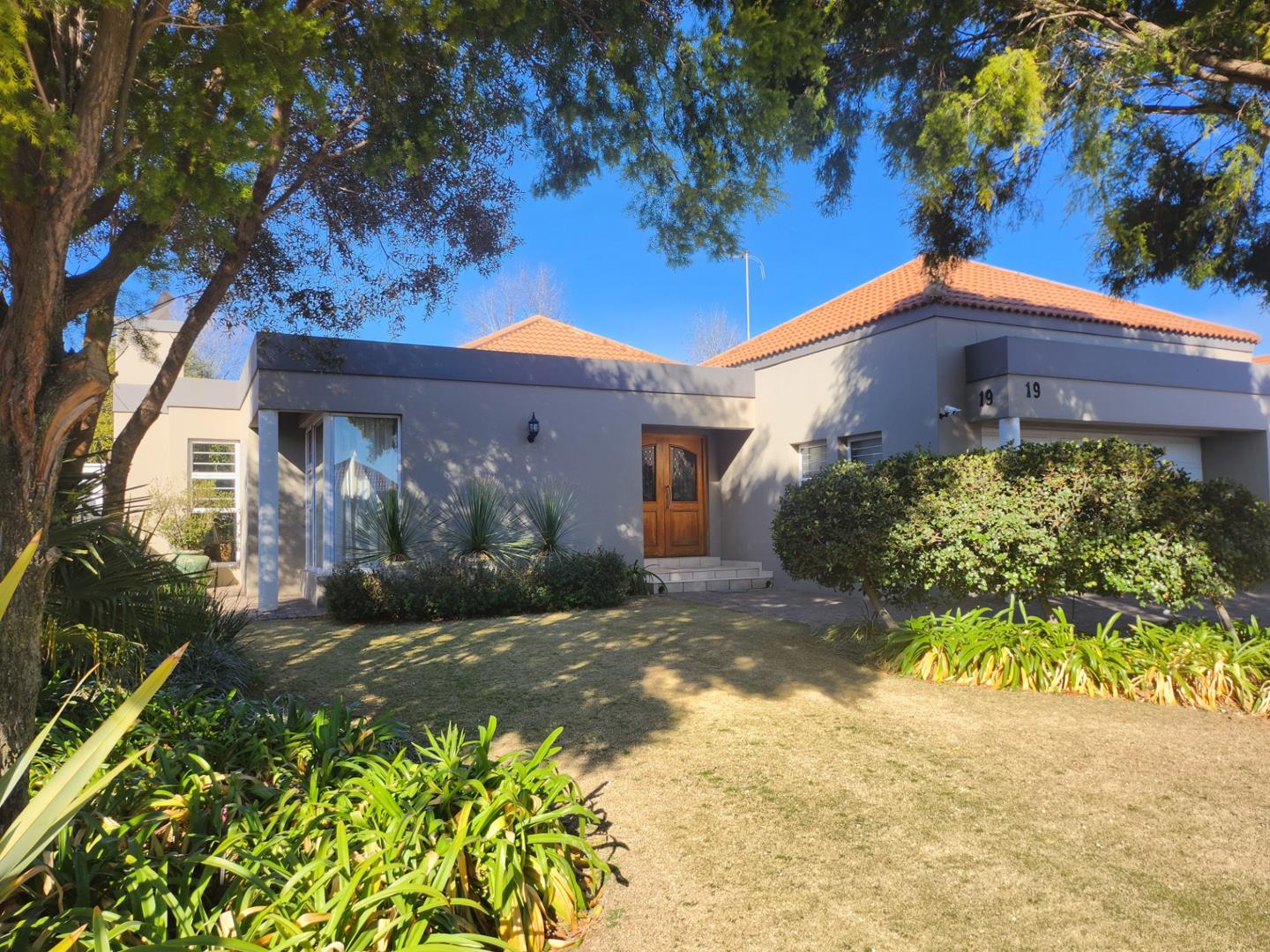 3 Bedroom Townhouse for sale in Three Rivers East P24114714258