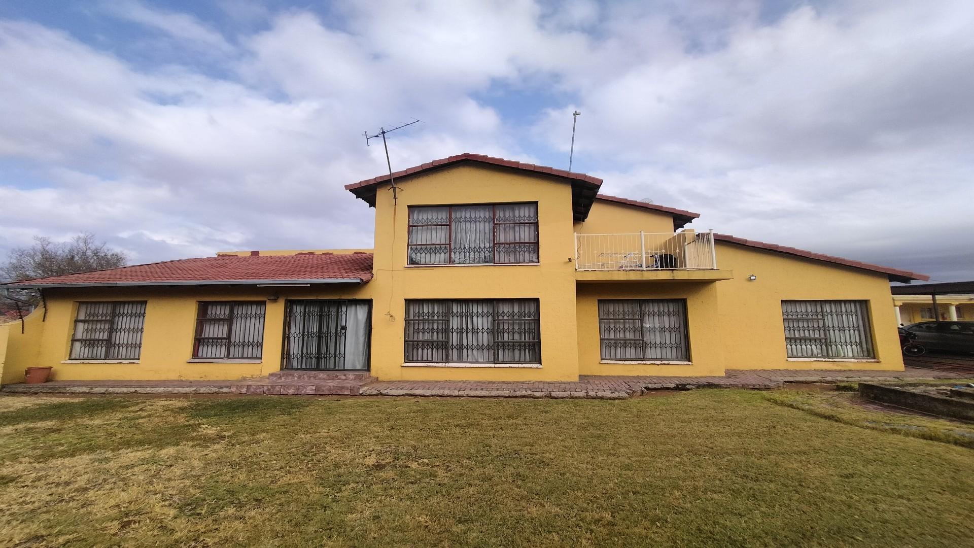 Commercial property for sale in Bedworth Park P24114715726