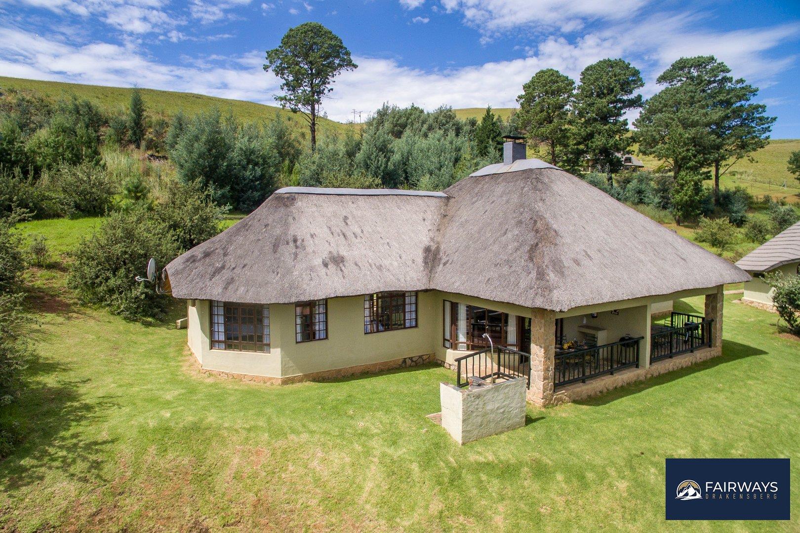 3 Bedroom Townhouse for sale in Underberg Fairways Drakensberg Resort