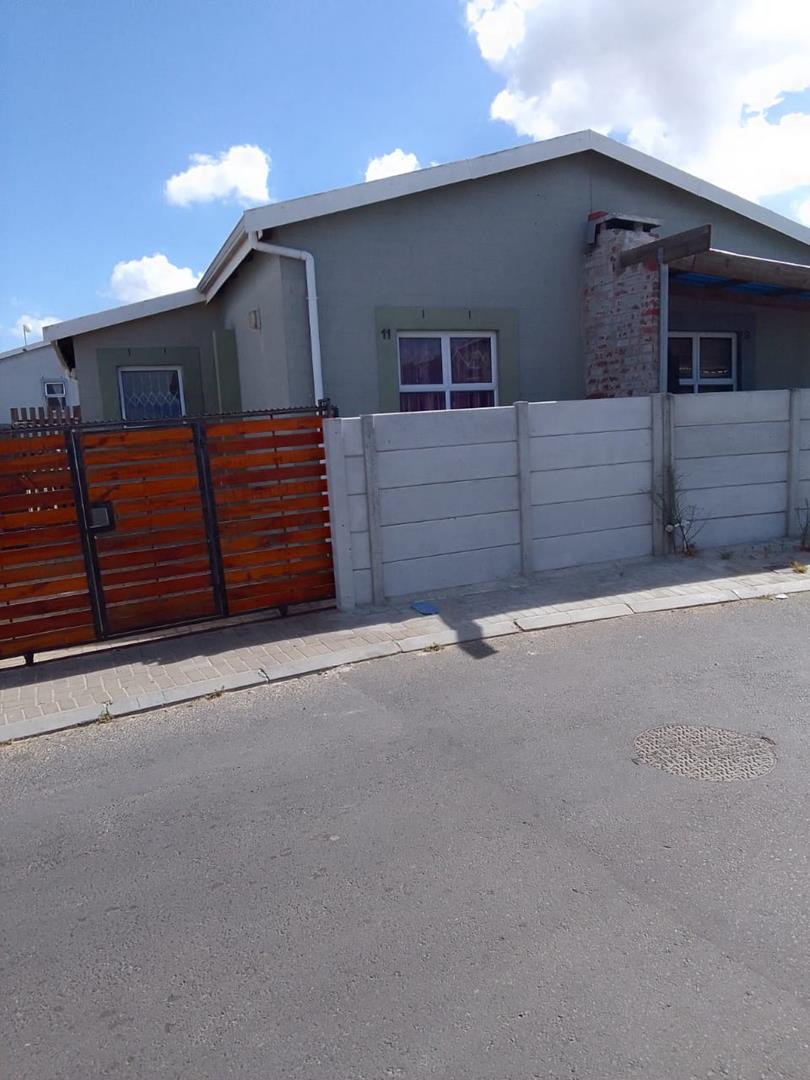 2 Bedroom House for sale in Tuscany Glen P24114718207