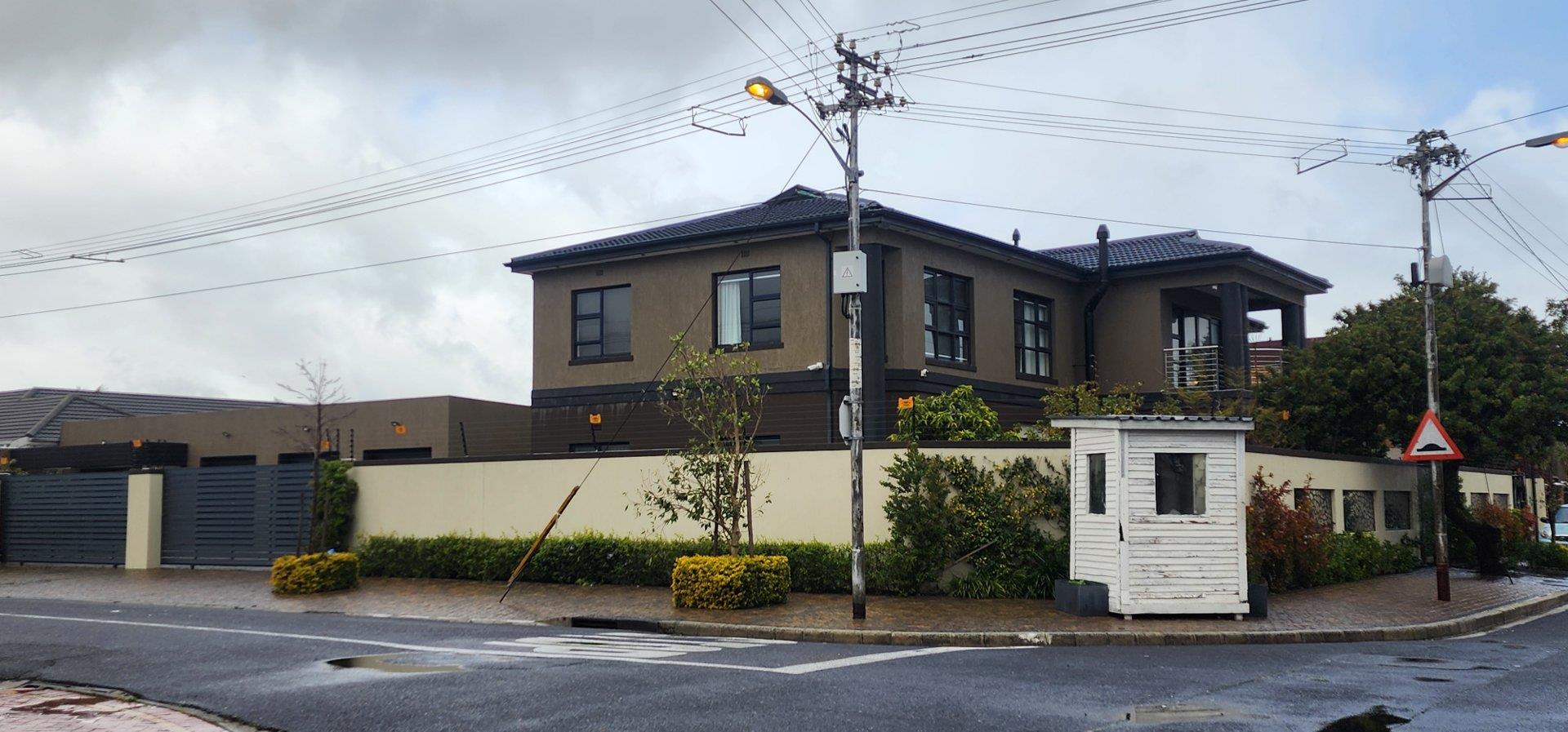 Crawford Property Property and houses for sale in Crawford