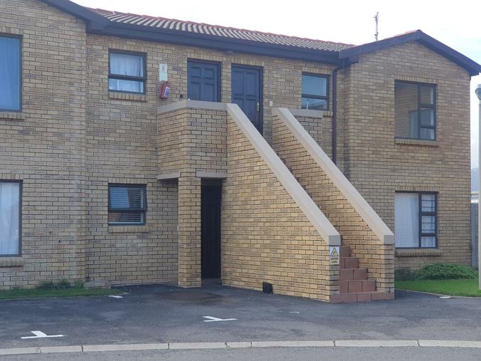 2 Bedroom Townhouse for Sale in Broadlands