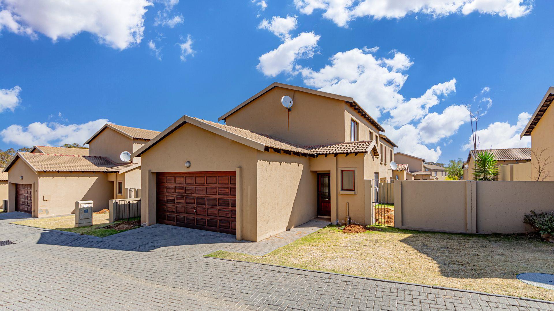 Country View, Midrand Property Houses for sale in Country View