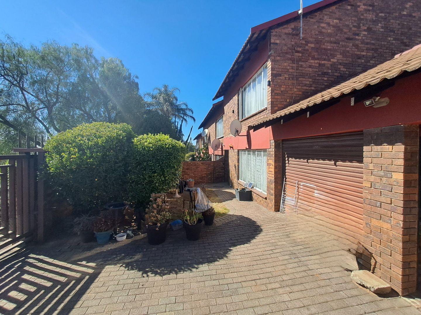 3 Bedroom Apartment / flat for sale in Windsor West 5 Ss Christine