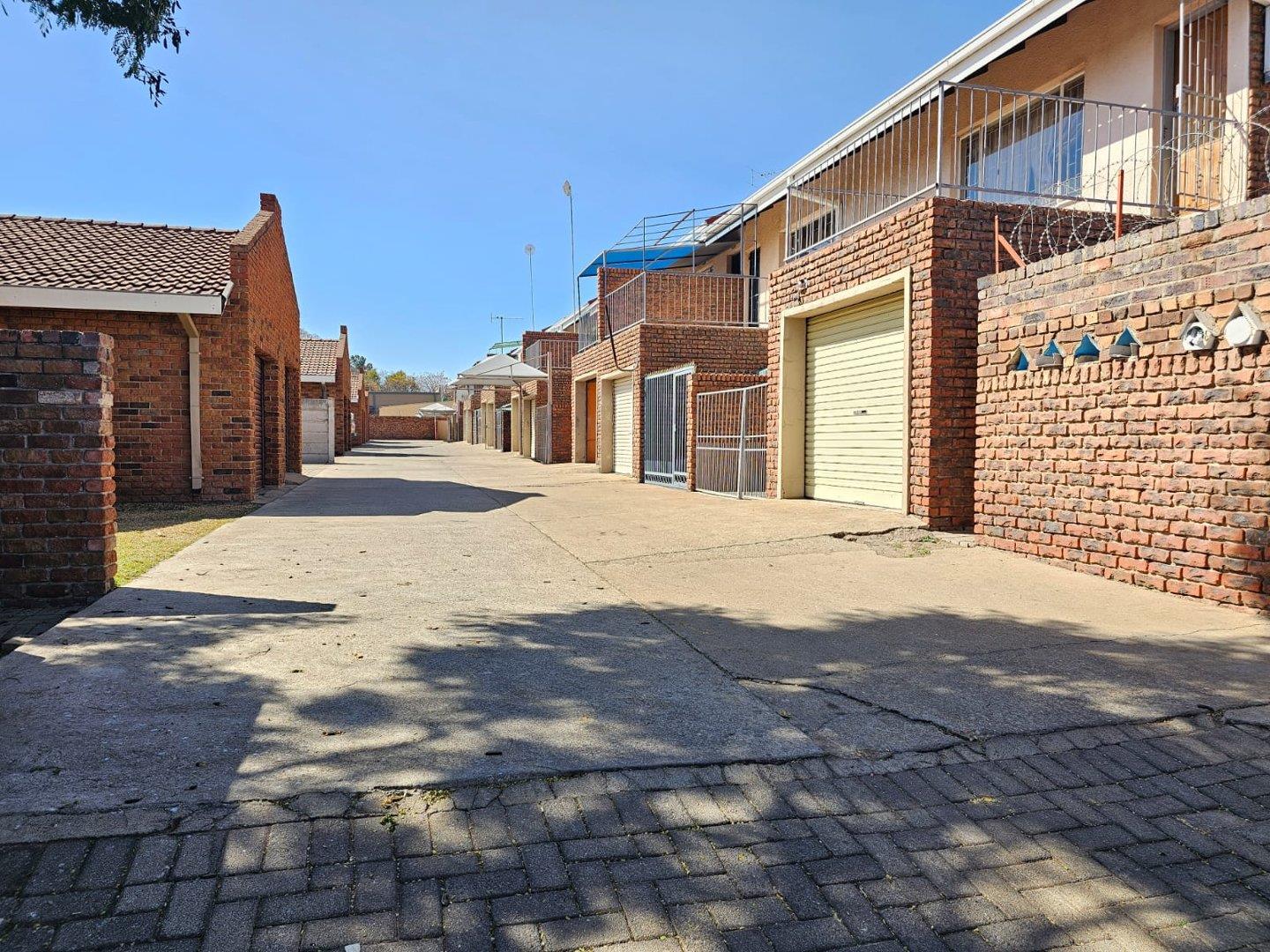 2 Bedroom Apartment / flat for sale in Polokwane Central P24114493016