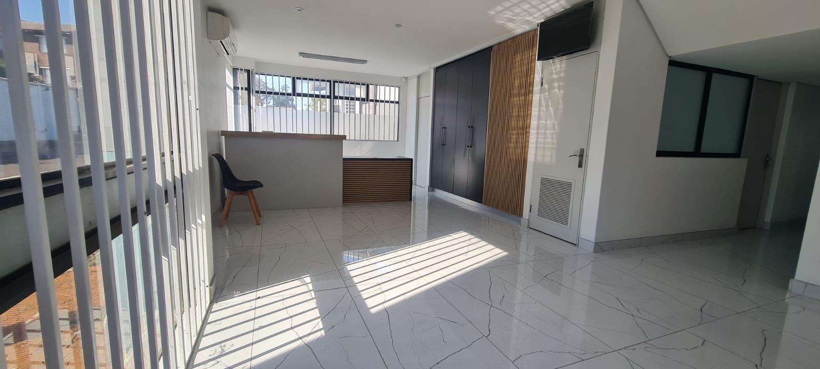 Commercial property for sale in Musgrave P24114730274