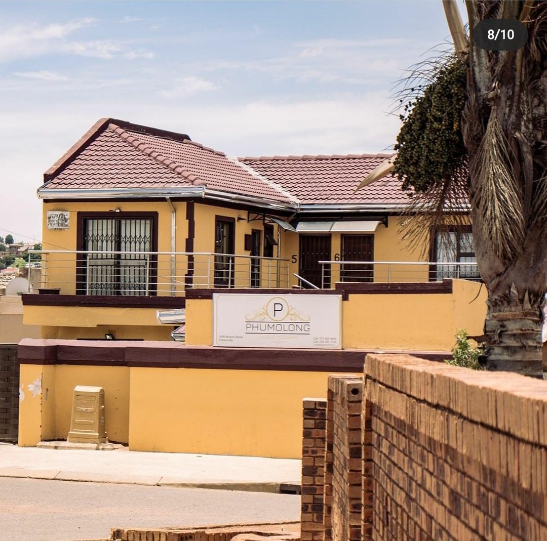 8 Bedroom House for sale in Dobsonville Ext 1 P24114730572