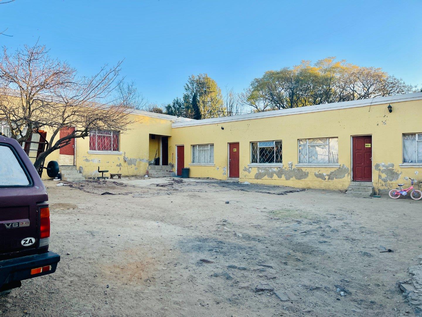 Lombardy East Property Property and houses for sale in Lombardy East