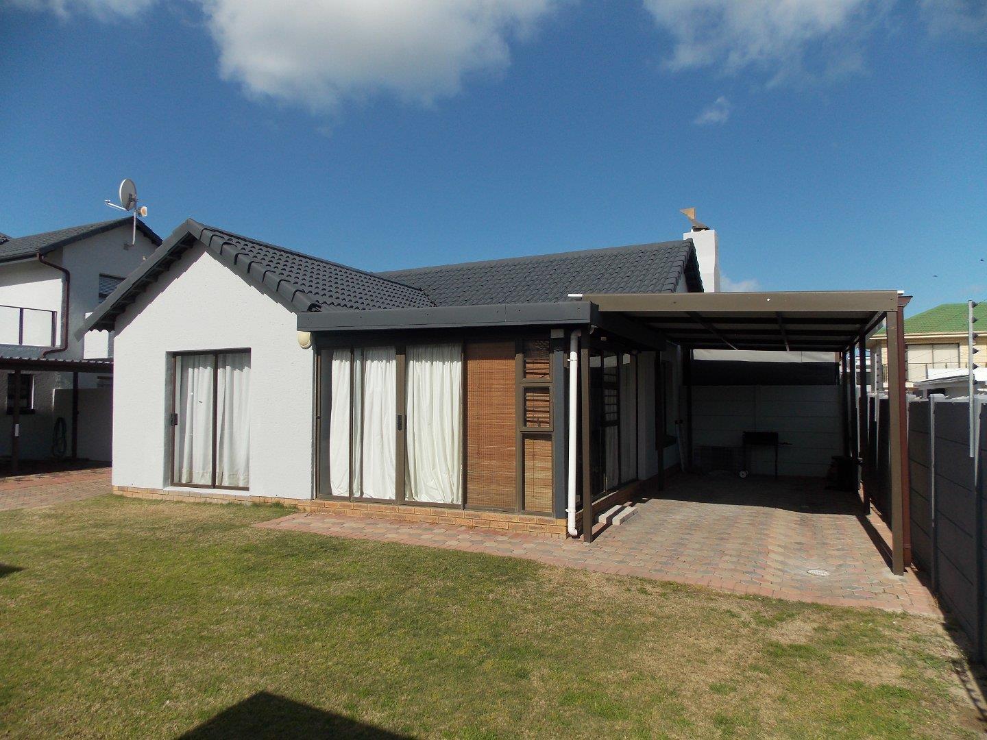 1 Bedroom Townhouse for sale in Diaz Beach Sea Breeze, 69 Beach