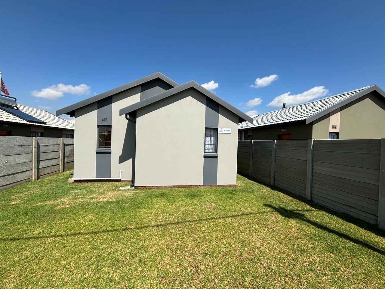 Lakeside, Evaton Property Property and houses for sale in Lakeside