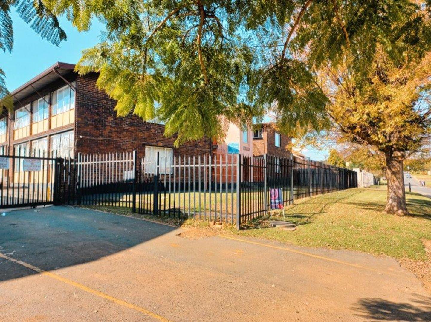 Apartments / flats to rent in Krugersdorp Krugersdorp Property