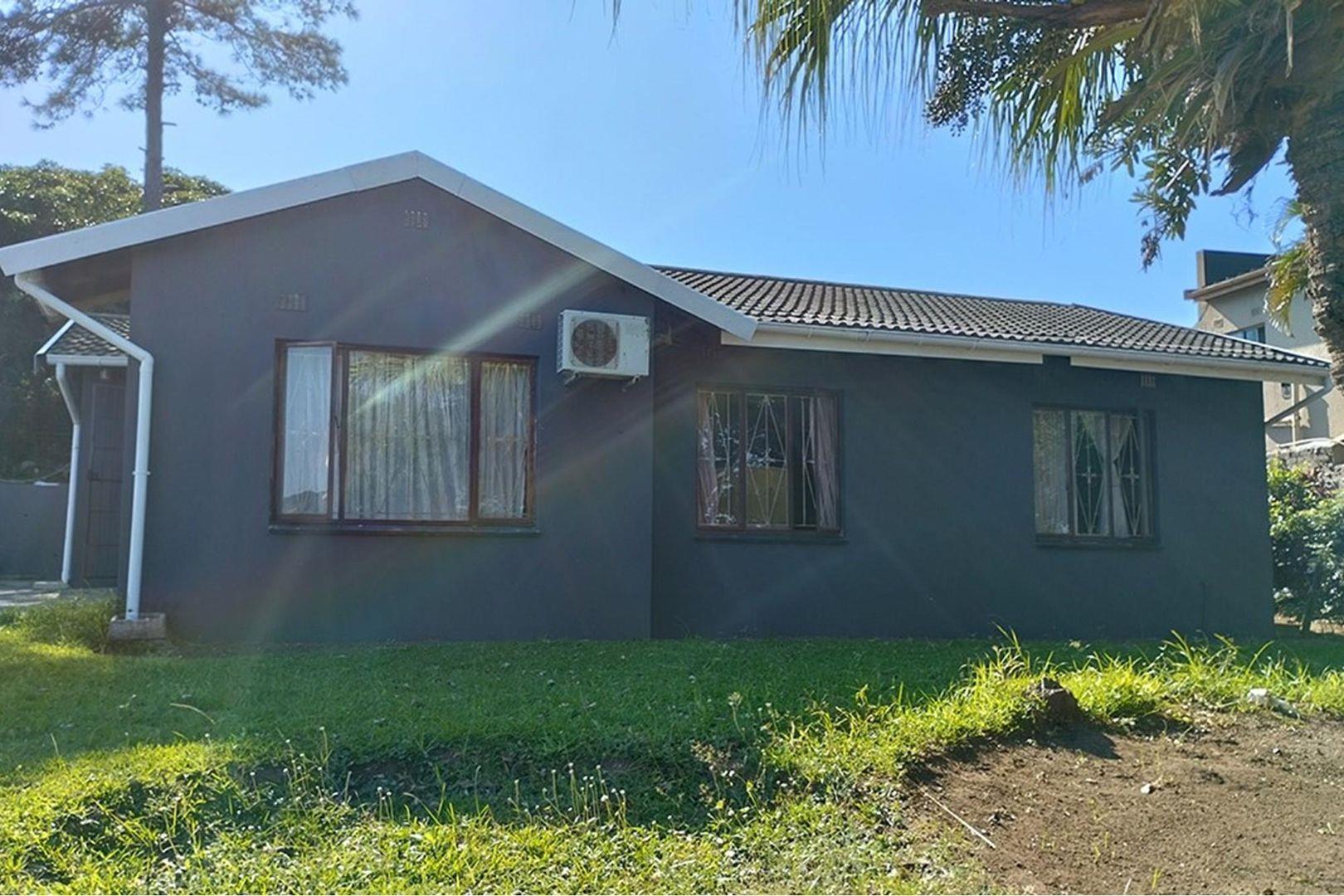 3 Bedroom House for sale in Stanger Manor P24114746309