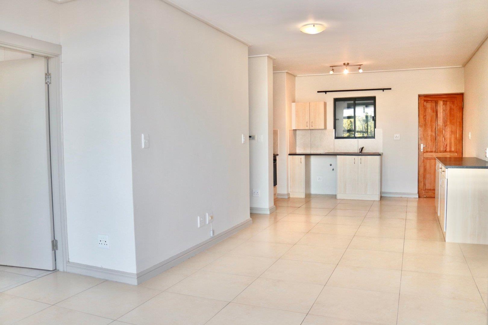 2 Bedroom Apartment / flat for sale in Royal Ascot P24114397222