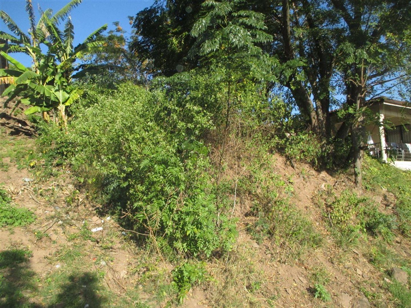 Welbedacht, Chatsworth Property Property and houses for sale in