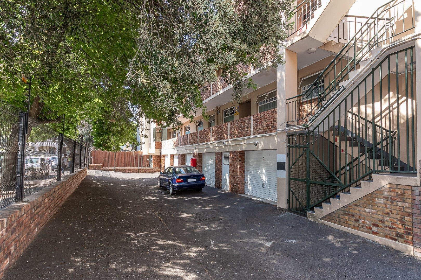 1 Bedroom Apartment / flat for sale in Mowbray P24113948802