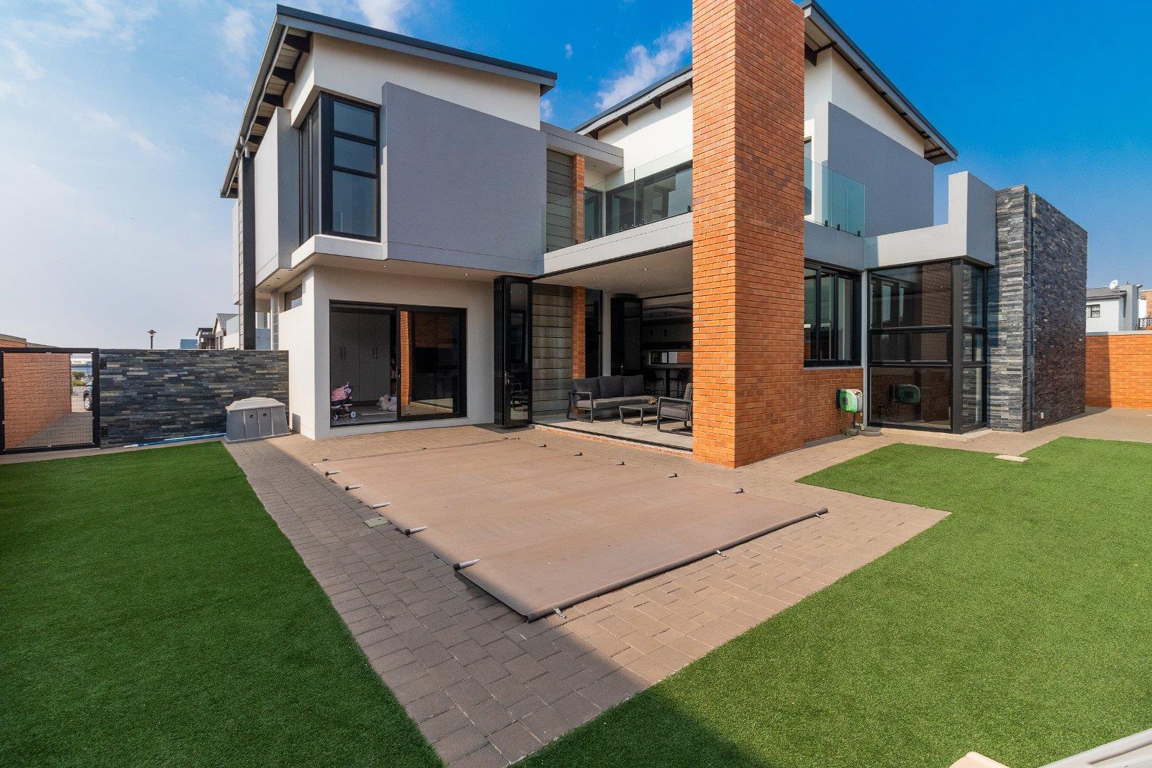 4 Bedroom House for sale in Swallow Hills Lifestyle Estate P24114593963