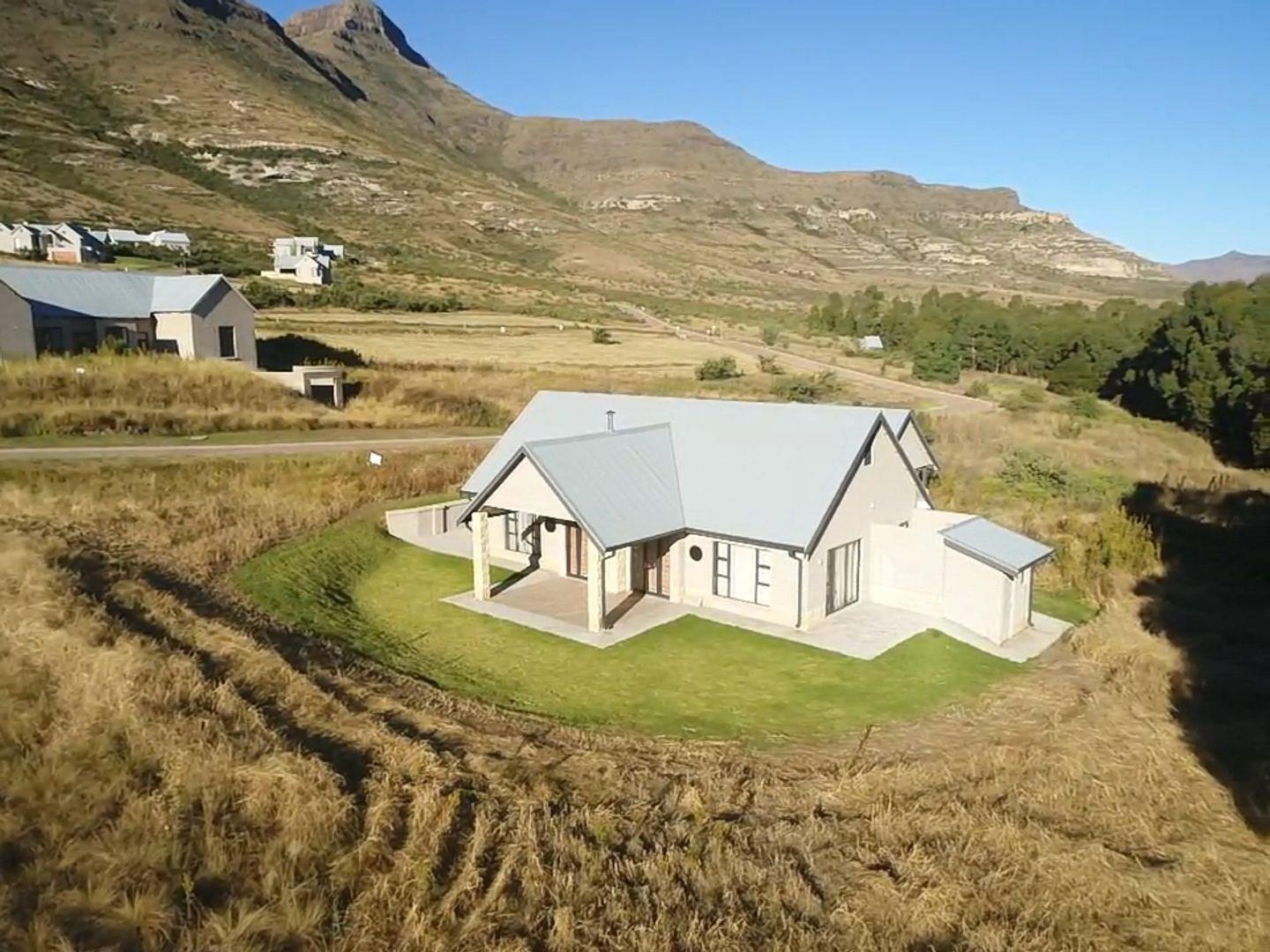 2 Bedroom House for sale in Clarens Mountain Estate 799 Mountain