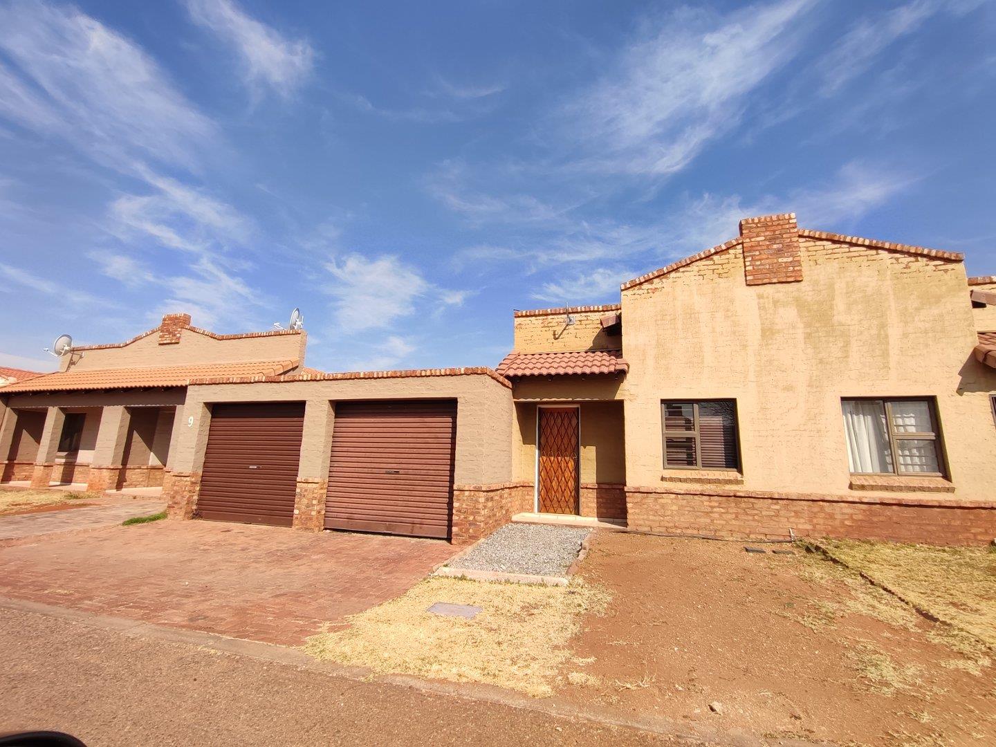 3 Bedroom House to rent in Kathu P24114499014