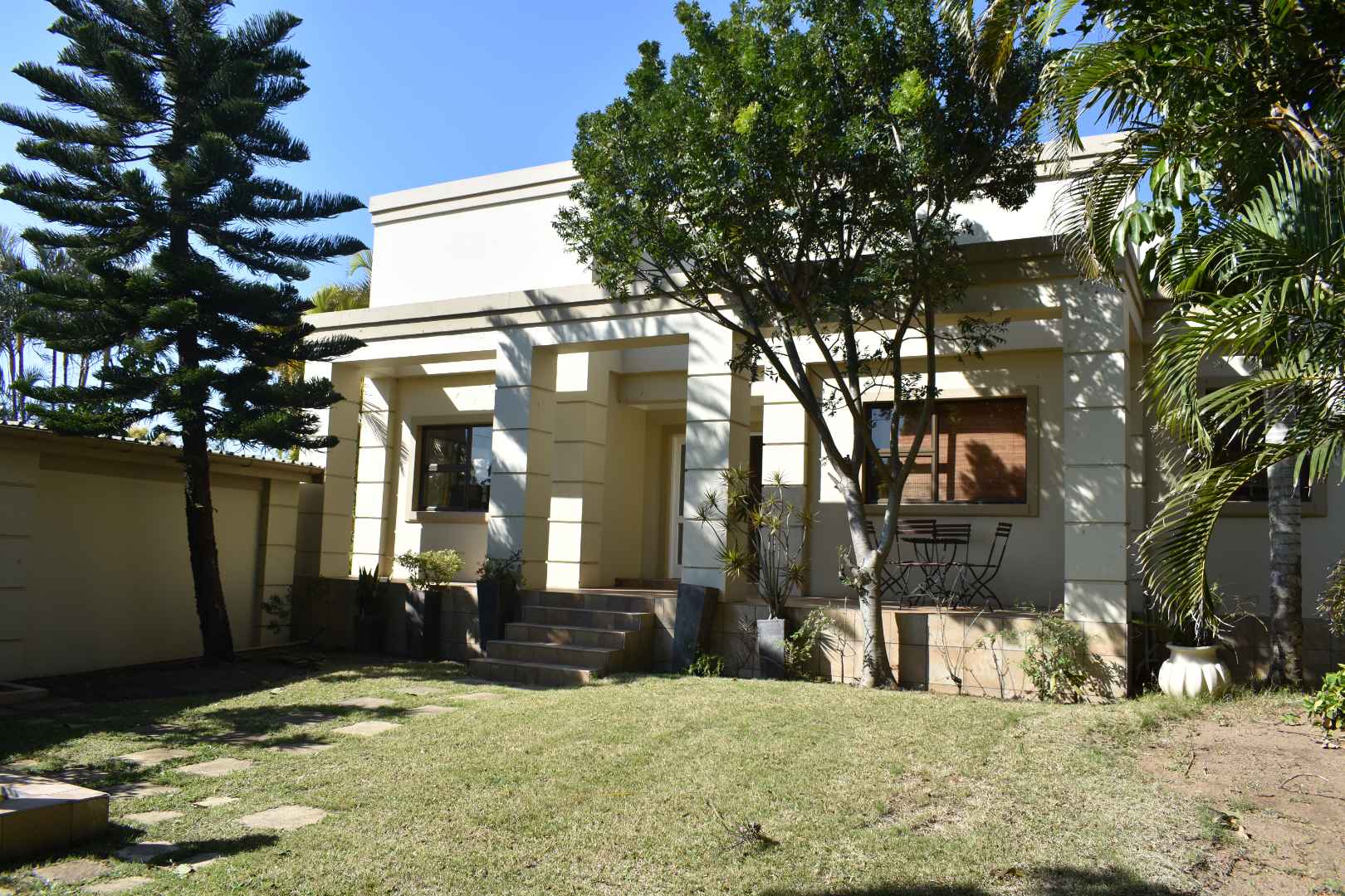 3 Bedroom House for sale in Bonza Bay 19 Syringa Ave P24115098148