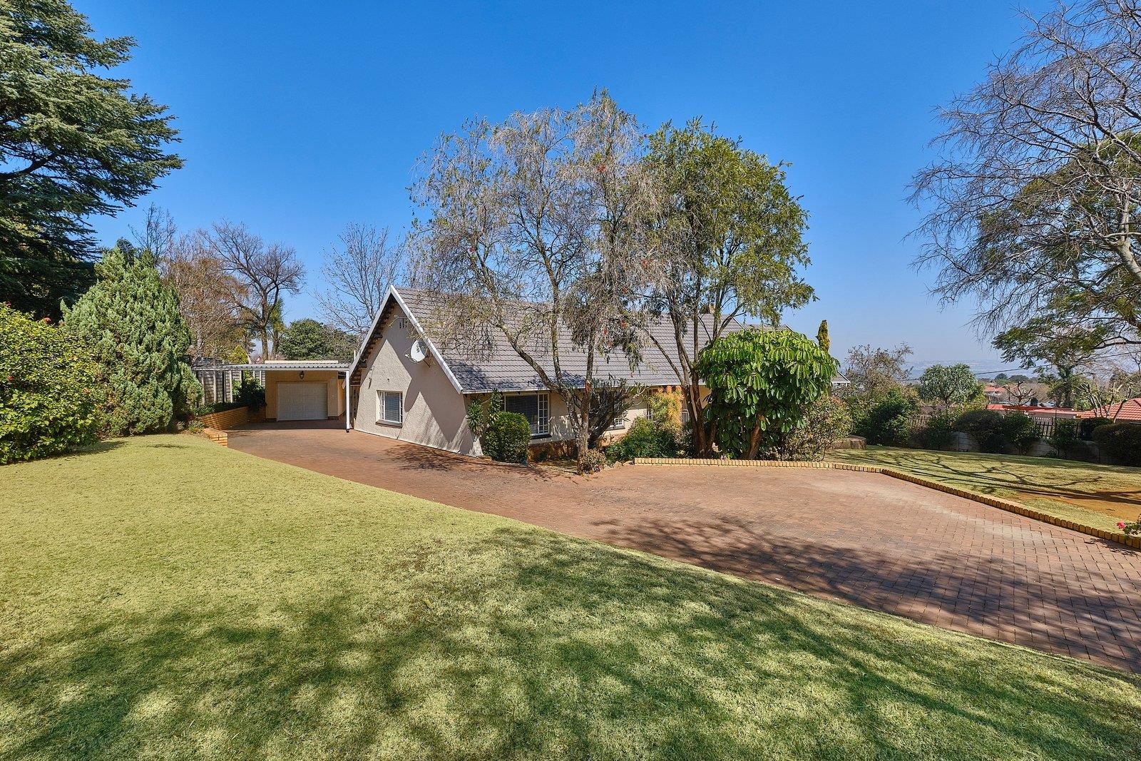 Linden Property Property and houses to rent in Linden