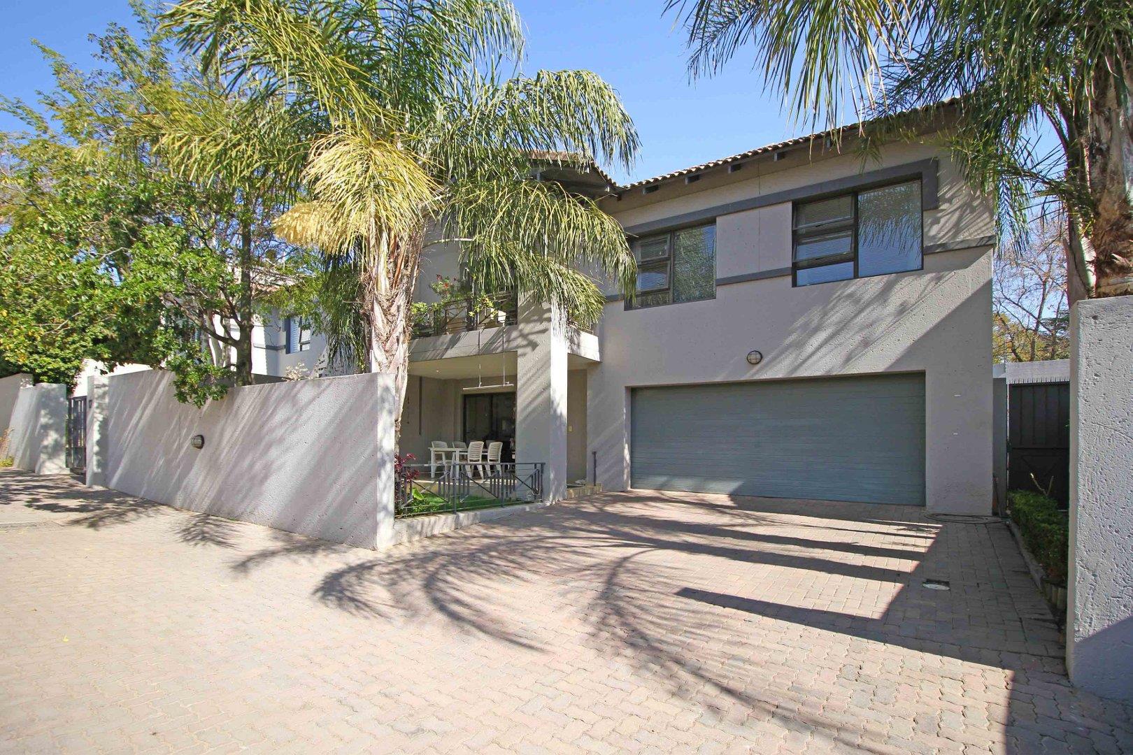 Waverley, Johannesburg Property Property and houses for sale in