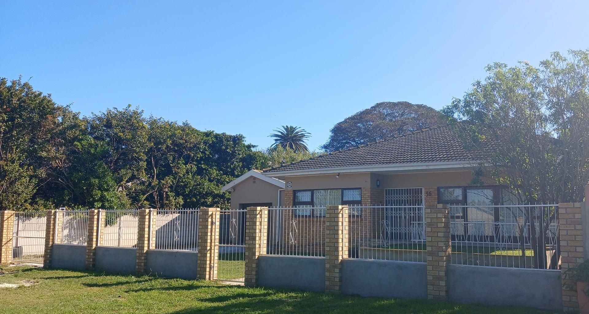 Bluewater Bay, Port Elizabeth Property Property and houses for sale