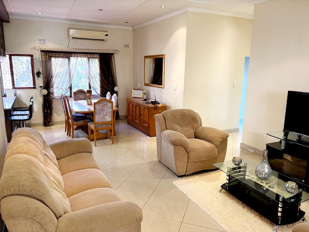 Greenwood Park Property Houses for sale in Greenwood Park