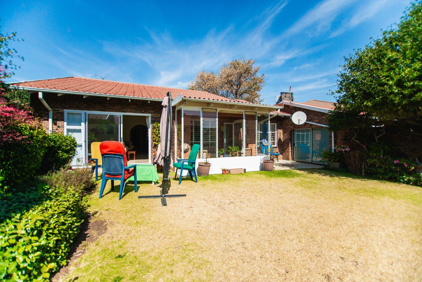 Elma Park Property Property and houses for sale in Elma Park