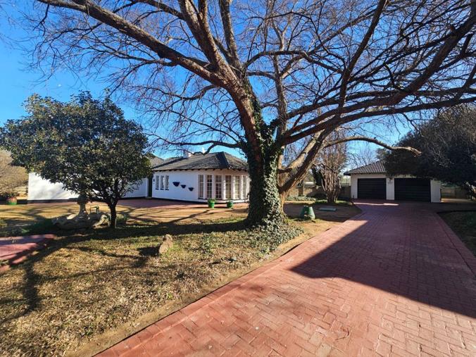 3 Bedroom House for Sale in Three Rivers