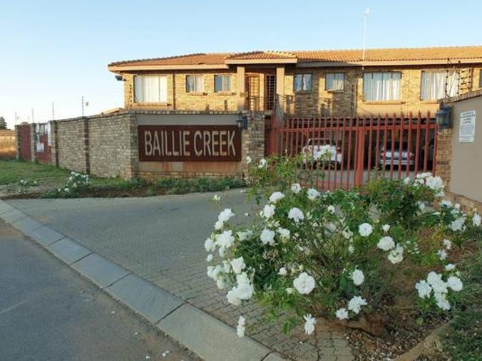 2 Bedroom Apartment / Flat to Rent in Baillie Park