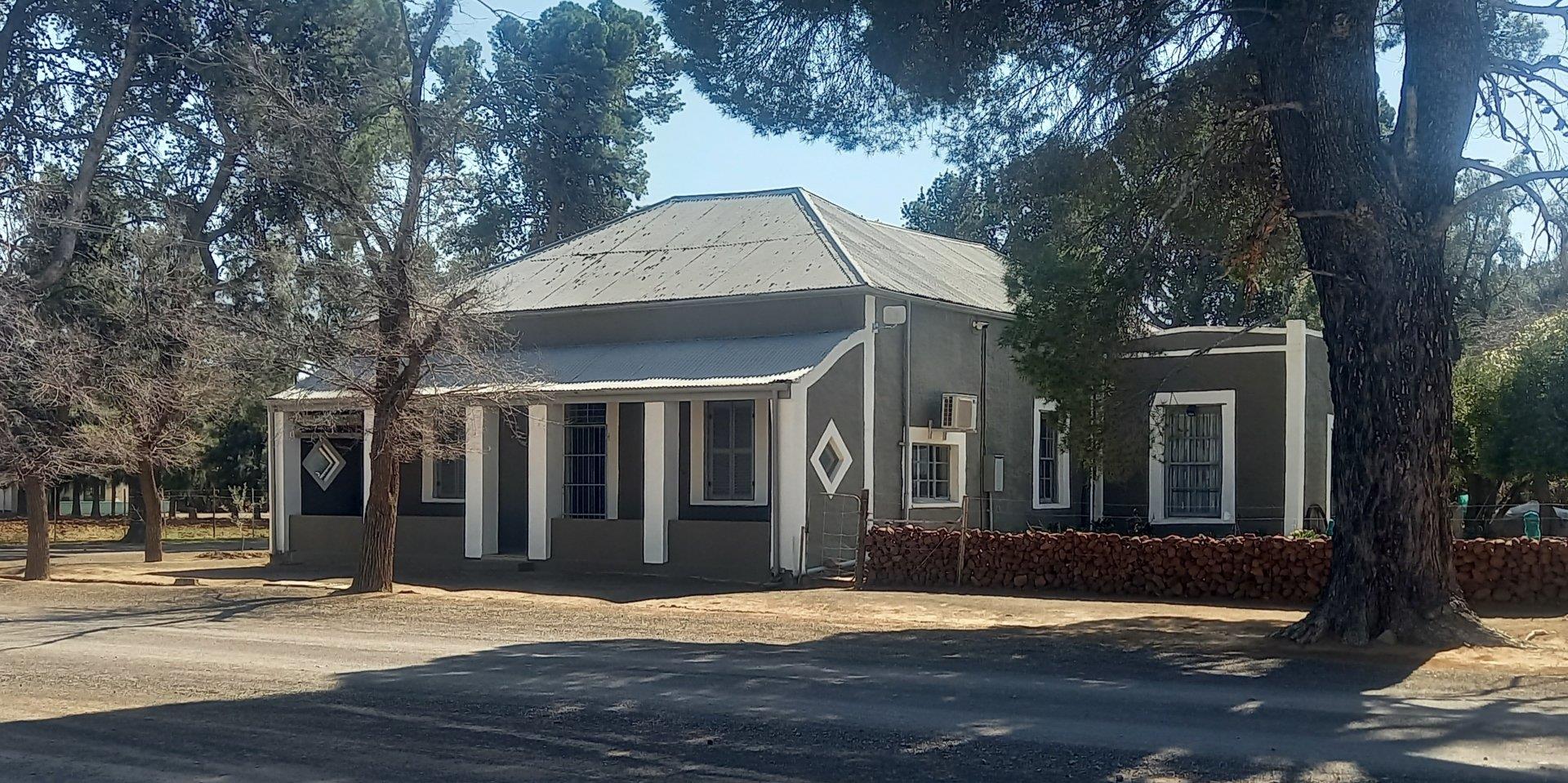 House for sale in Loxton P24114827008