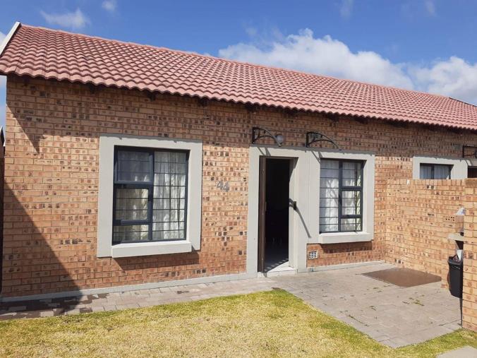 2 Bedroom Townhouse to Rent in Terra Nova