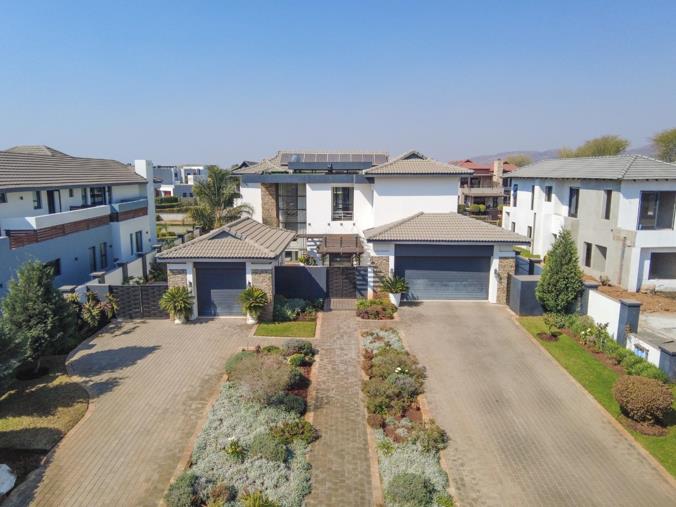 5 Bedroom House for Sale in The Islands Estates